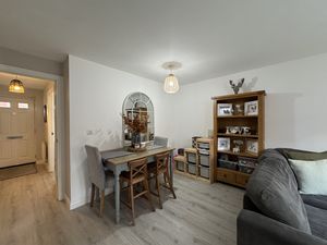 dining area- click for photo gallery